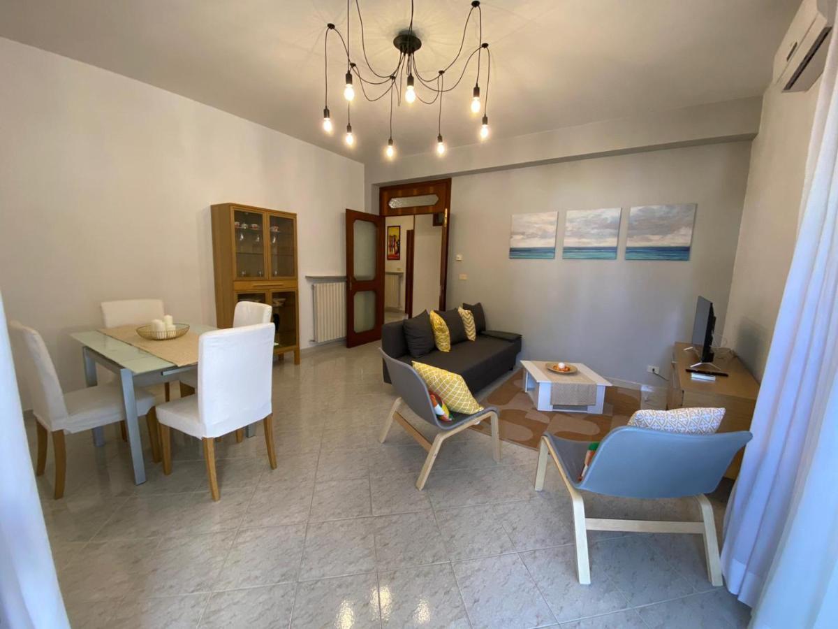 Hotel Ristorante Centosedici Terracina Exterior foto